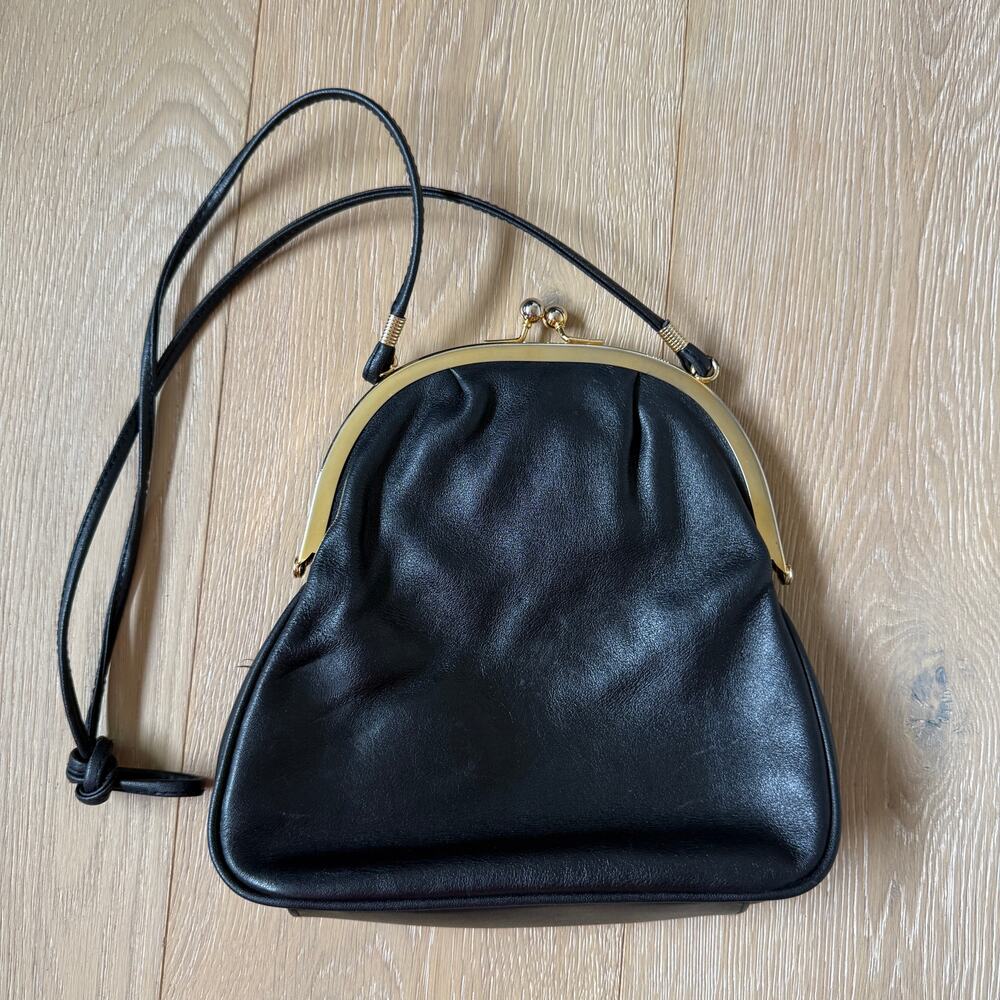 Vintage Kiss Lock Pouch Bag Black Leather Gold Hardware Crossbody Purse